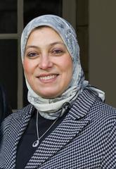 Noha El Sakka headshot photo.jpg