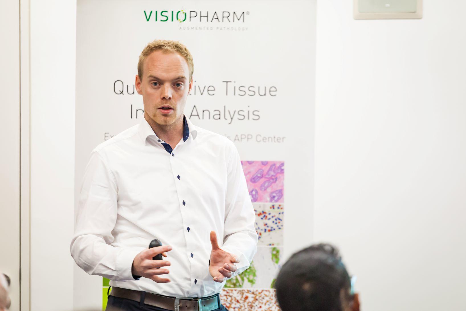 Martin Kristensson, Senior Vice President of Visiopharm A/S leading the lunchtime workshop on A Day in the Life of an Augmented Pathologist.