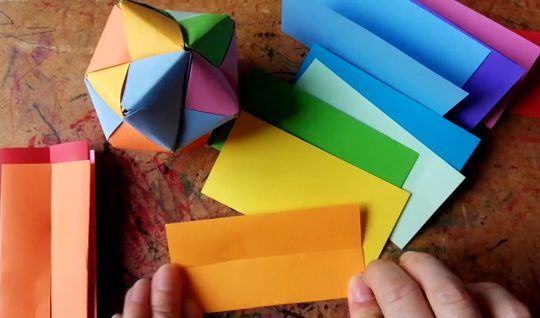 Modular Origami: How to fold a virus-like Sonobe